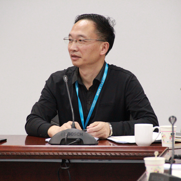 徐龙炳1.jpg